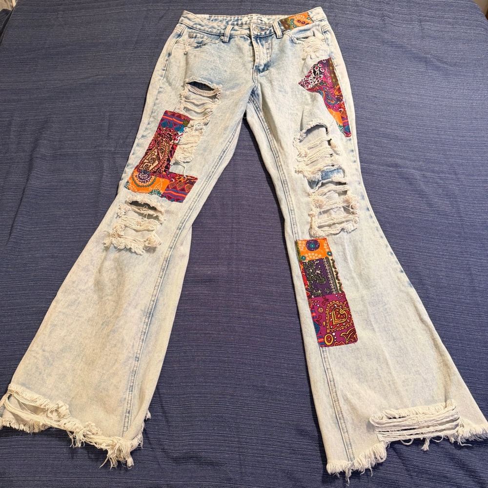 Almost Famous Vintage Flare Jeans Acid Wash Distressed Patchwork Size 9